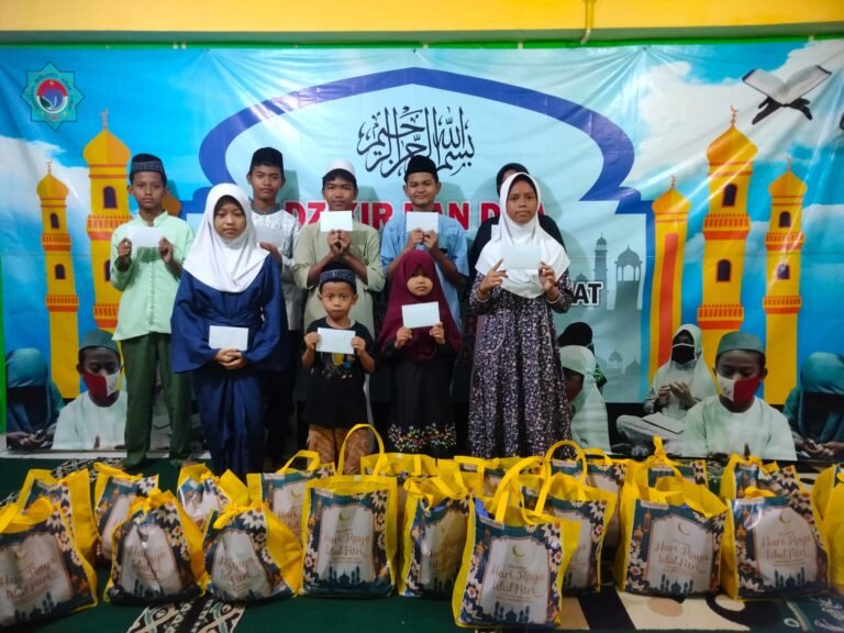 YIAU Peduli membagikan paket santunan THR lebaran untuk adik adik yatim dhuafa | 28 Maret 2025